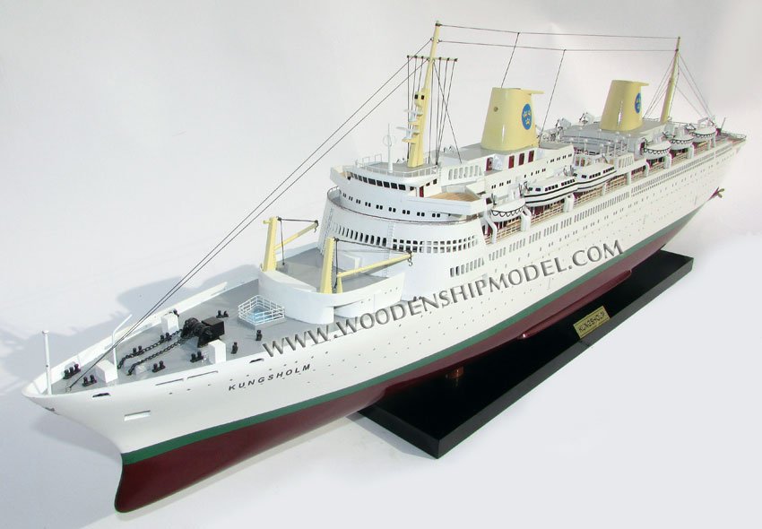 MS kungsholm bow view