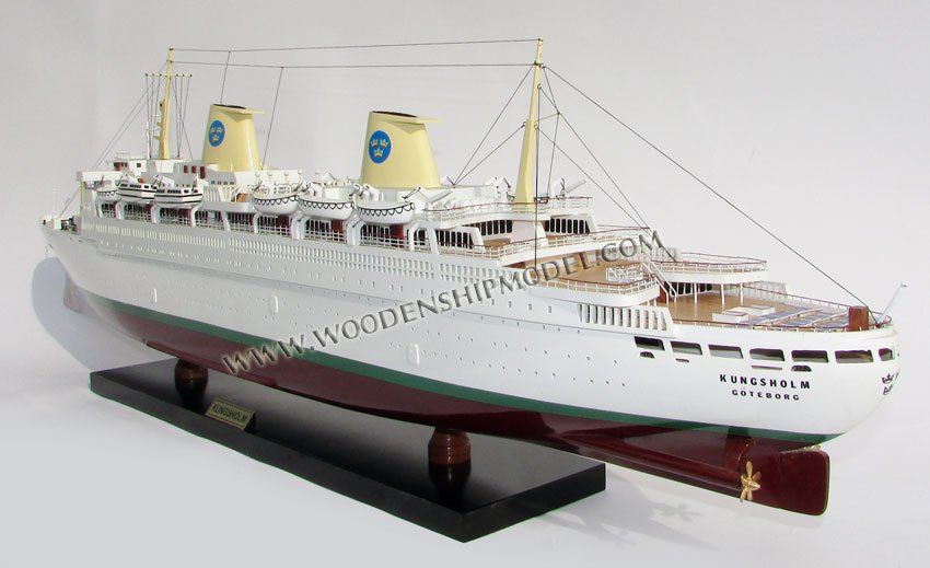 Wooden model ship MS kungsholm